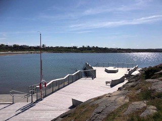 Tillgängligjetsanpassad badgrygga vid Getterön i Varberg