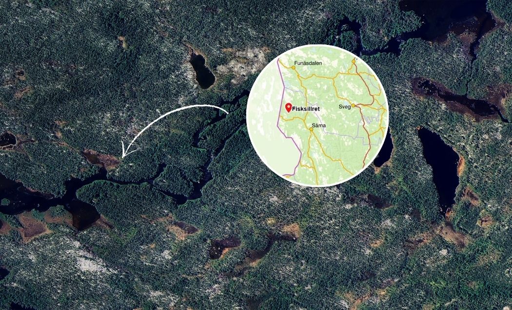 Satellitbild över terräng med infälld kartbild som visar dess position på Sverigekartan.